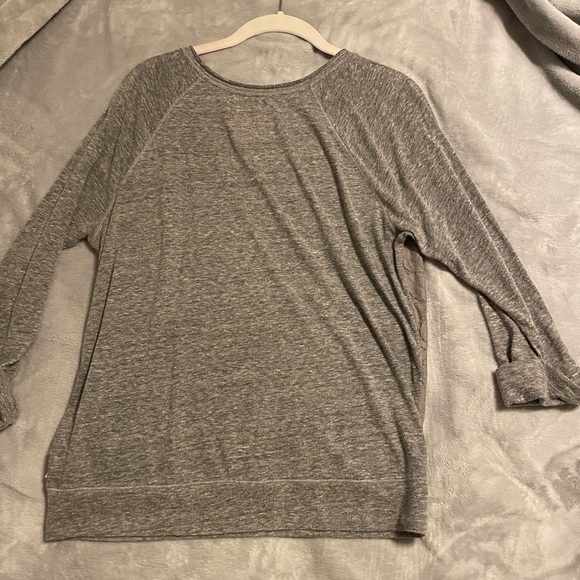 5/$25 Hollister quarter length grey shirt with lace design on front. - Picture 4 of 4